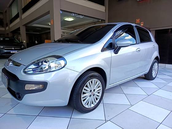 FIAT PUNTO 1.4 ATTRACTIVE 8V FLEX 4P MANUAL